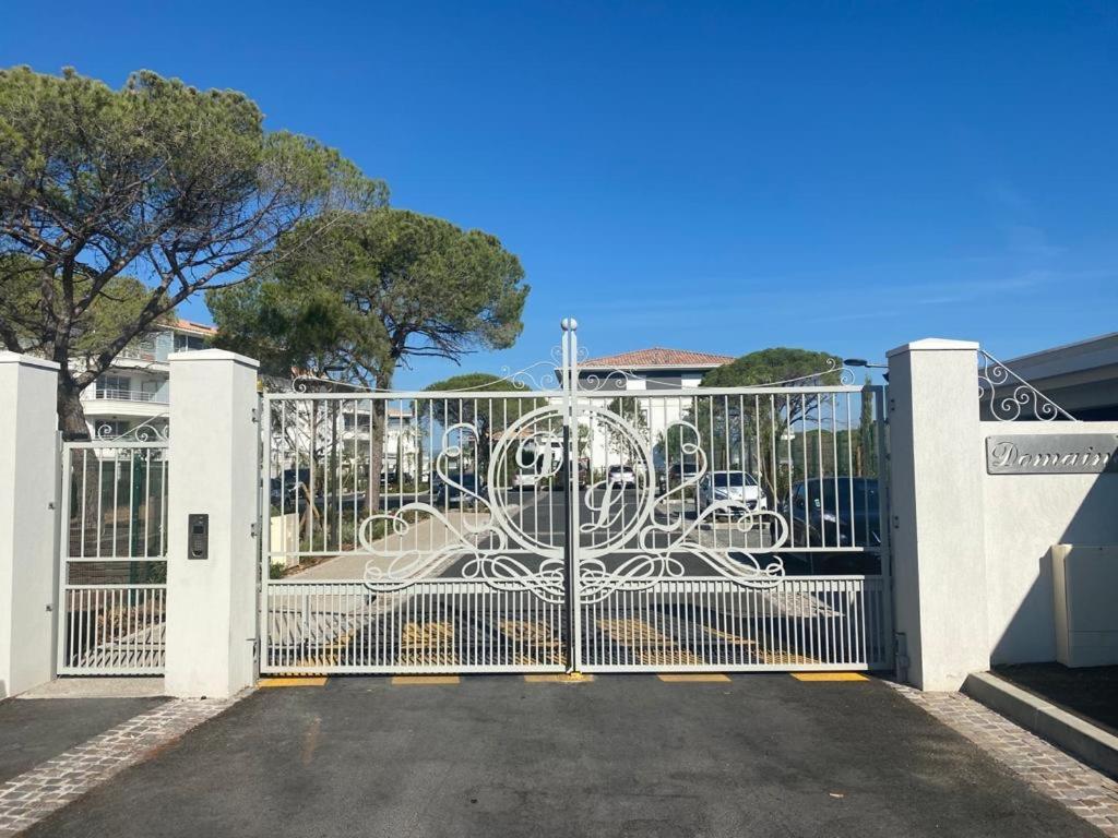 פוז'ה-סור ארז'ן Appartement Neuf Moderne Avec Piscine מראה חיצוני תמונה
